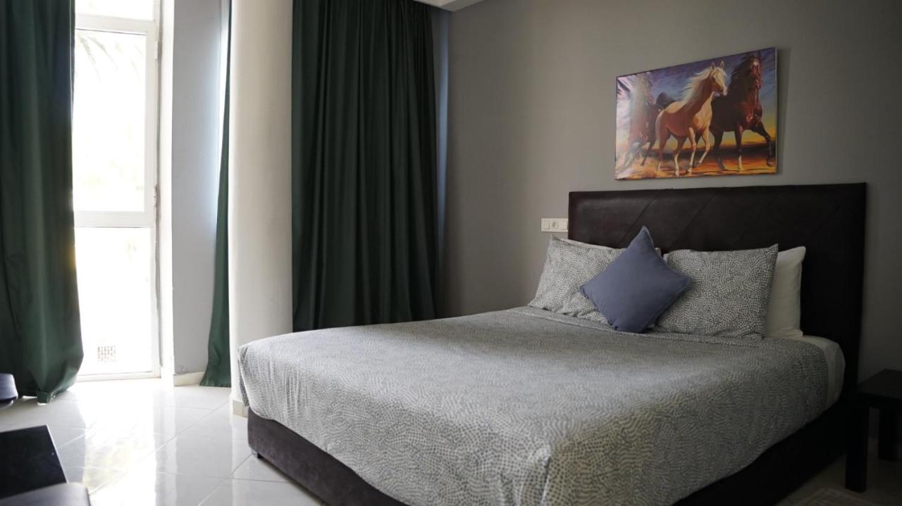 Hotel Azayla Асіла Екстер'єр фото