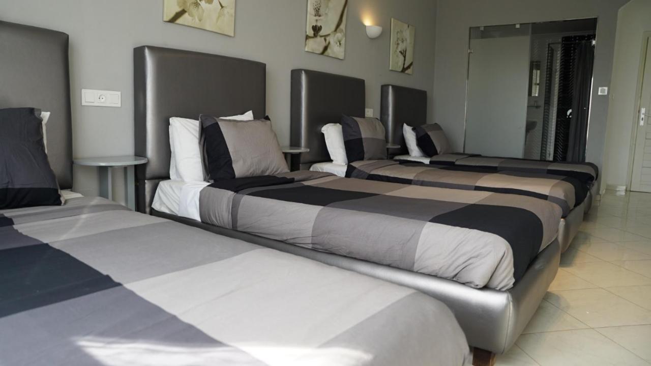 Hotel Azayla Асіла Екстер'єр фото